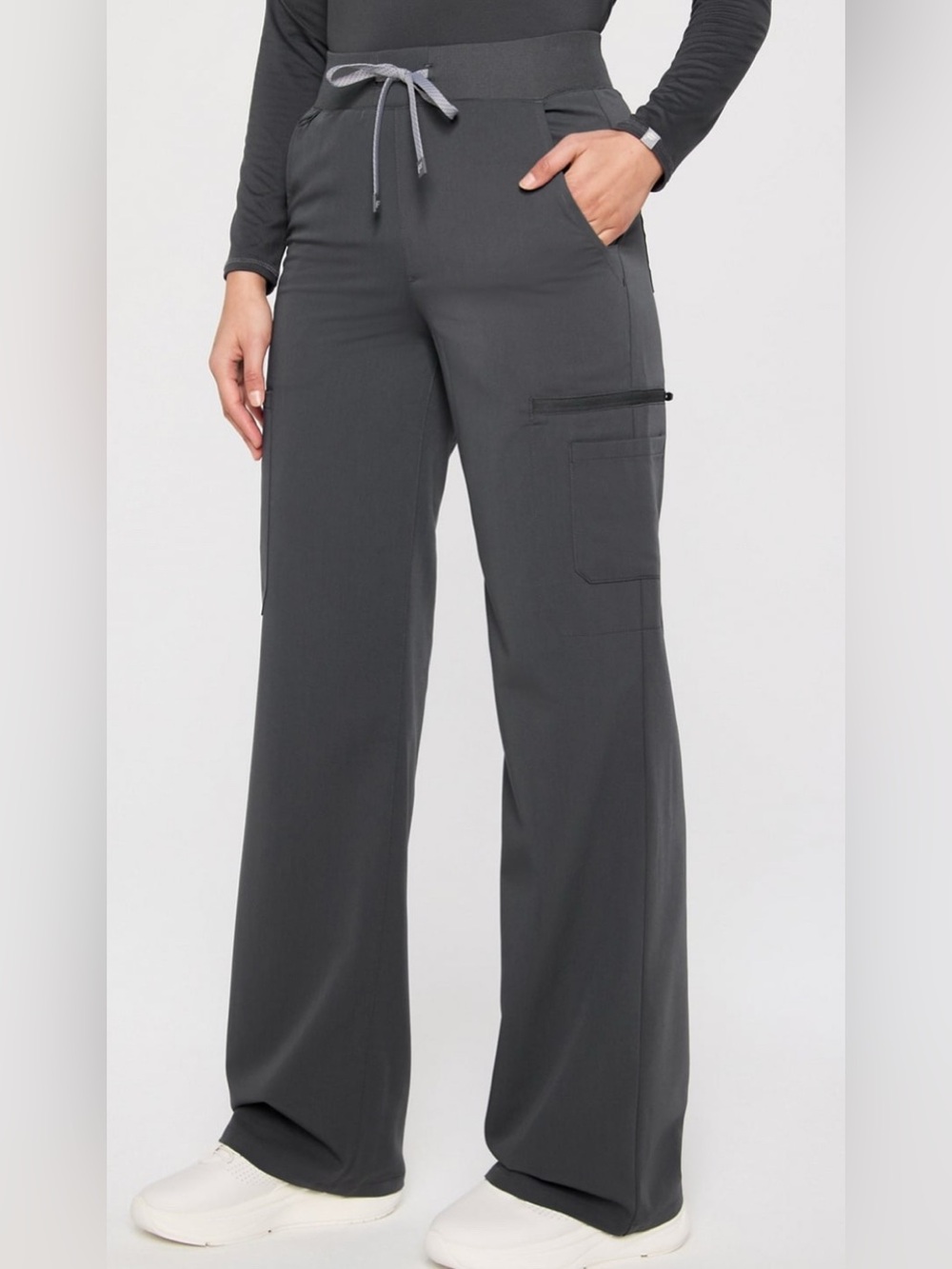 Fabletics *NWOT* Women's High-Rise Wide Leg Scrub Pant in Onyx